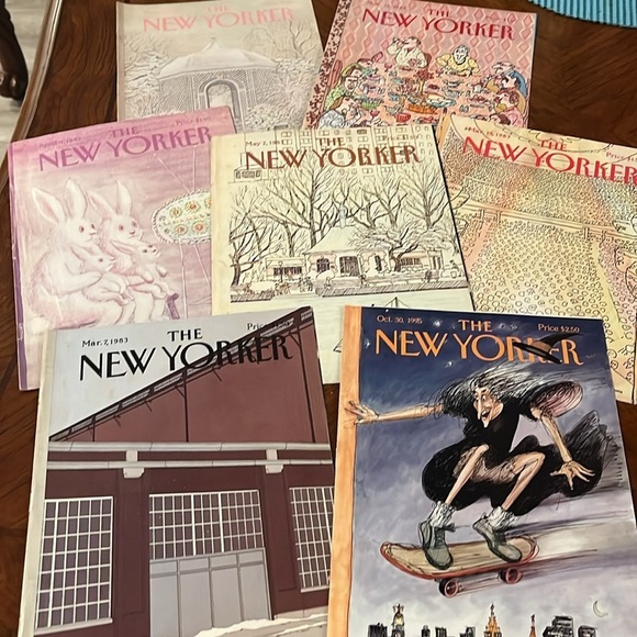 Vintage New Yorker Magazine Covers Only 1983 Set of 40 Artwork Frameable Gifts - Picture 5 of 5